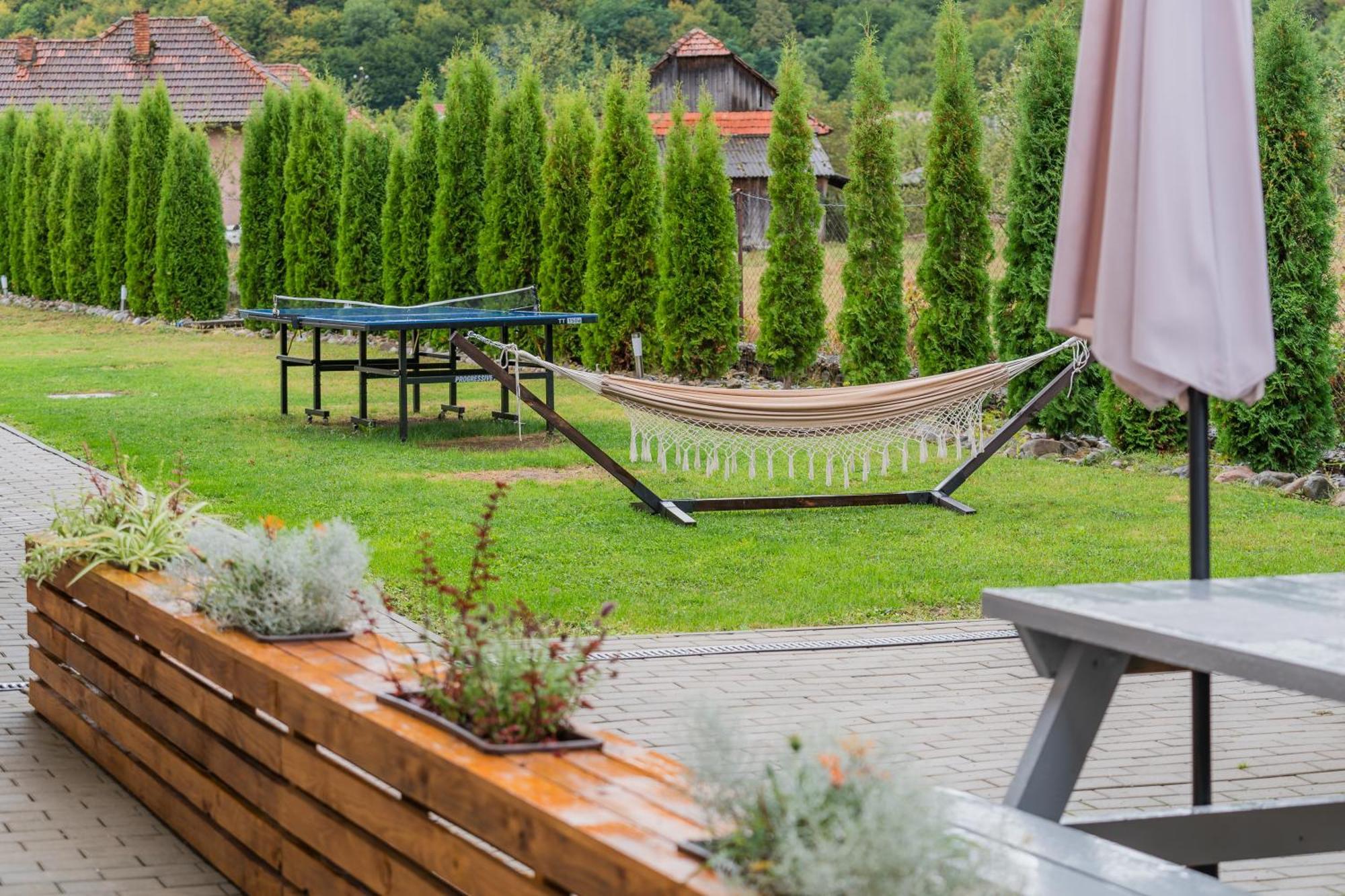 Montana 219 Hotell Valea Drăganului Eksteriør bilde